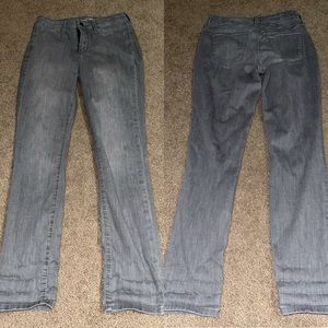 Universal Thread Jeans Size 2